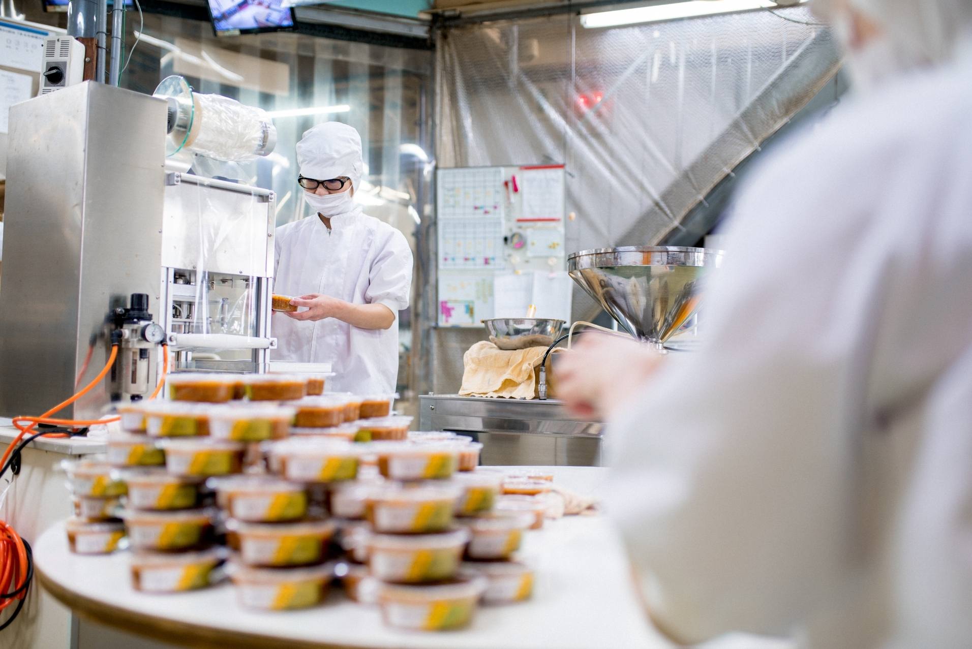 addetto-al-confezionamento-cosa-fa-competenze