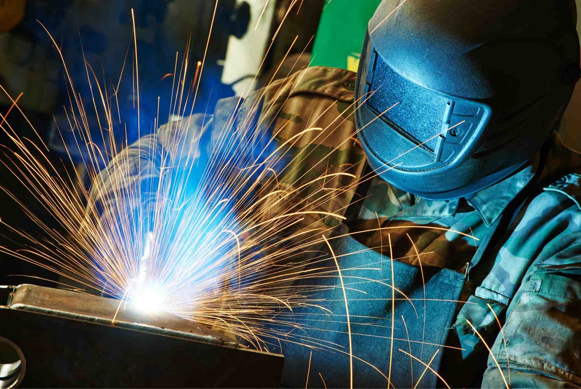 lavorare-come-saldatore-competenze-e-mansioni